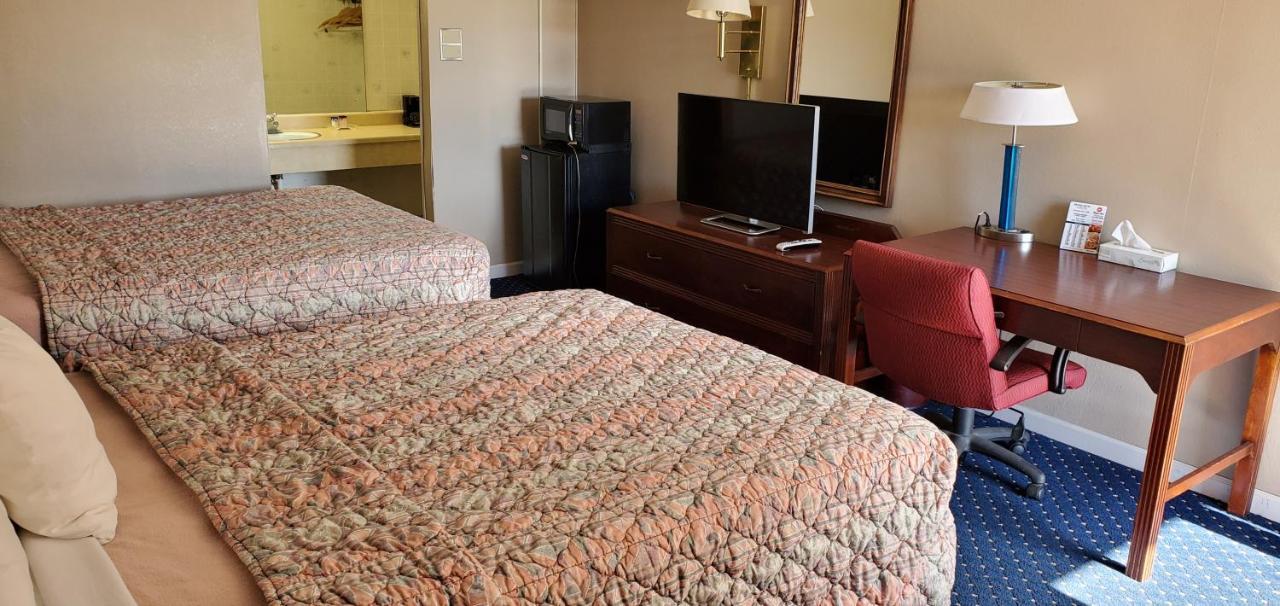 Brooks Motel Norton Dış mekan fotoğraf